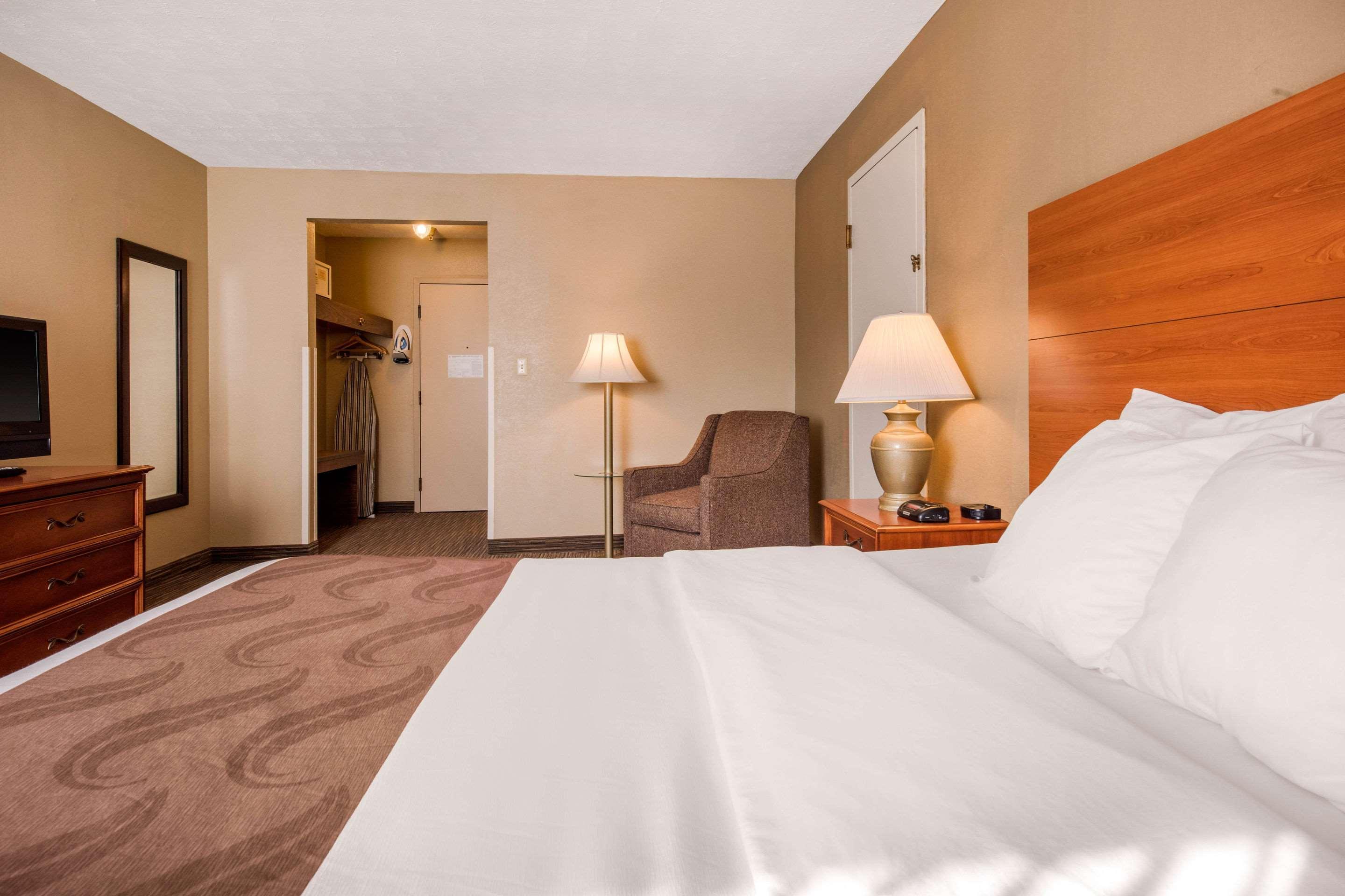 Quality Inn & Suites New Castle Kültér fotó