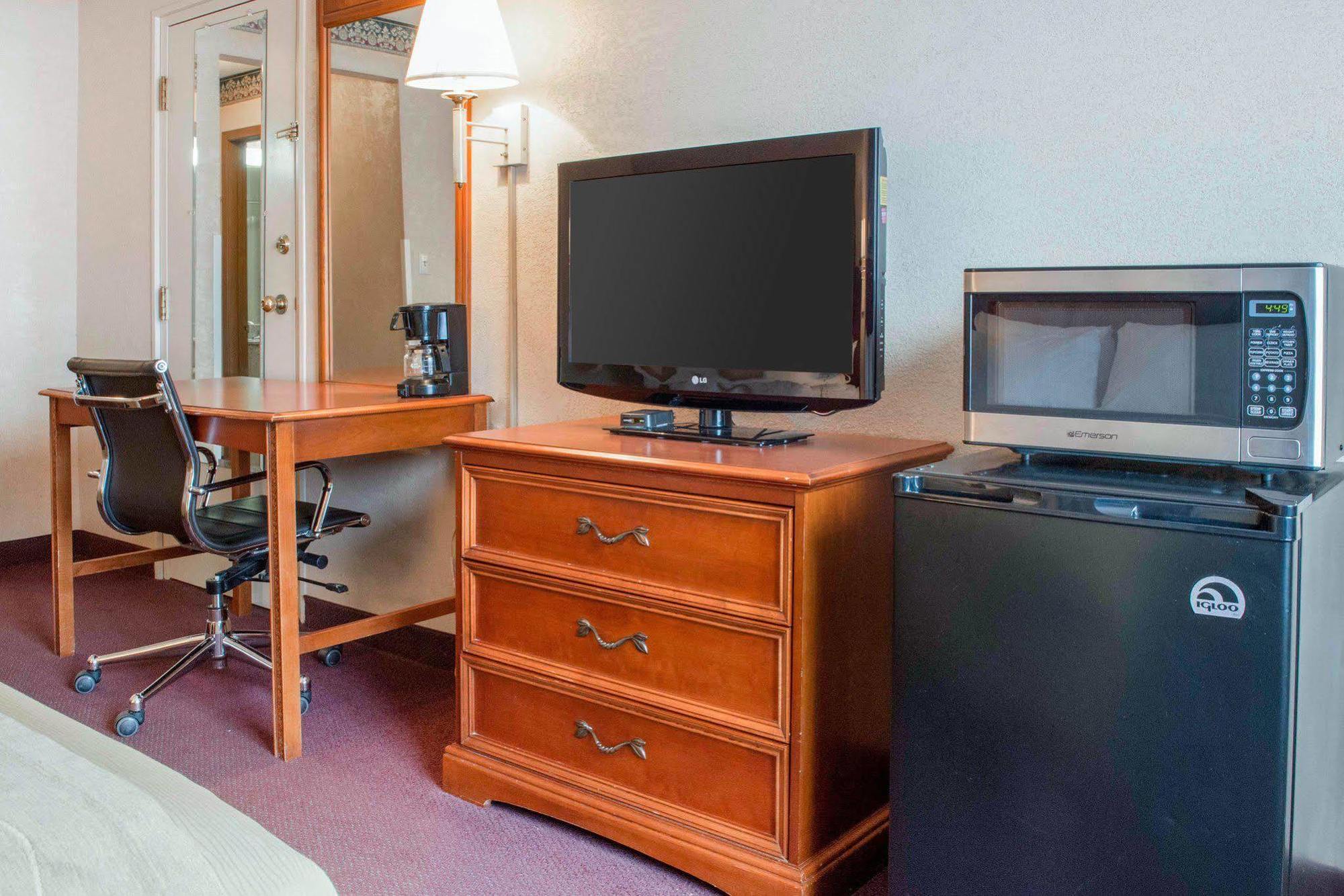 Quality Inn & Suites New Castle Kültér fotó