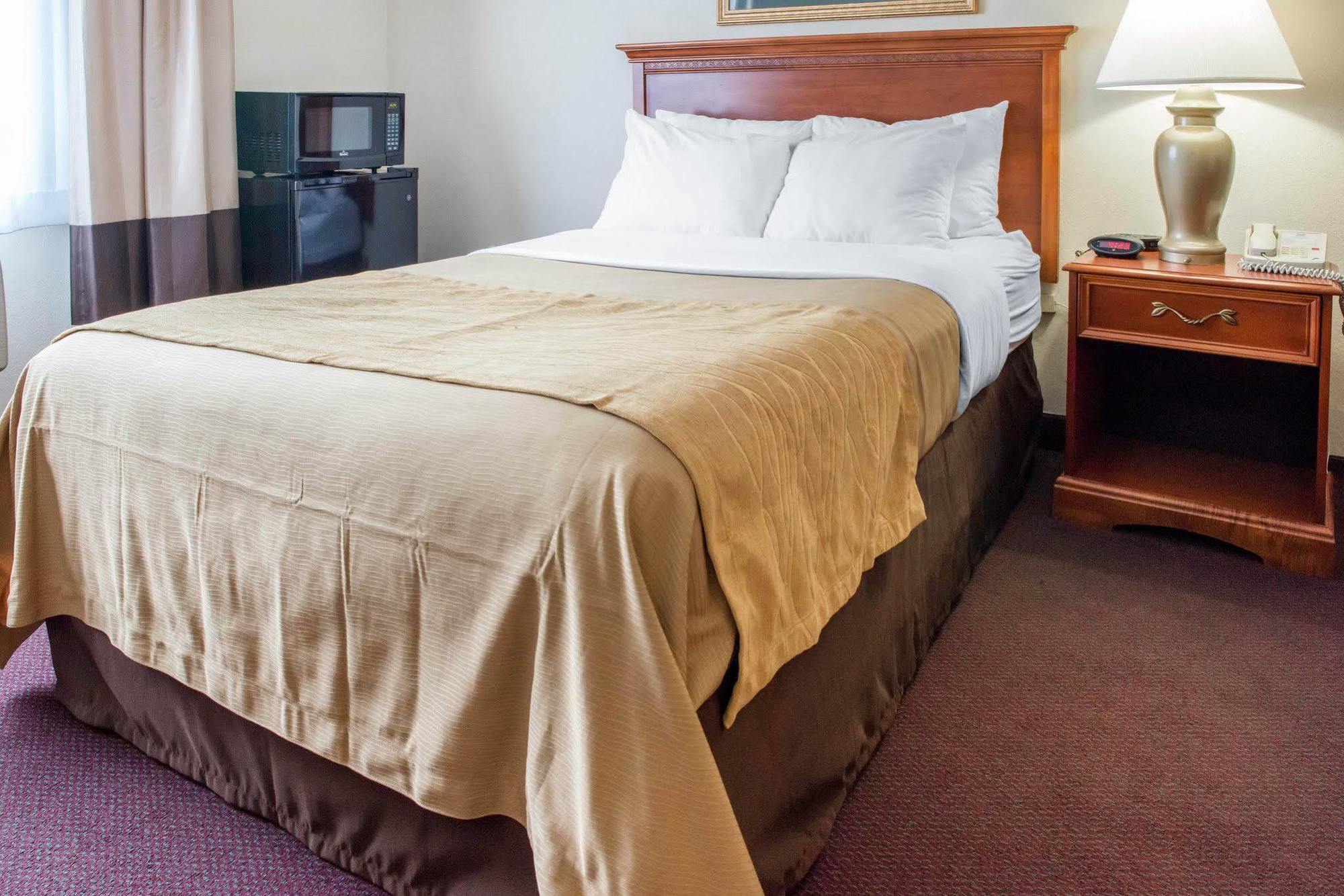 Quality Inn & Suites New Castle Kültér fotó