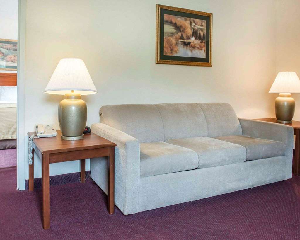 Quality Inn & Suites New Castle Szoba fotó
