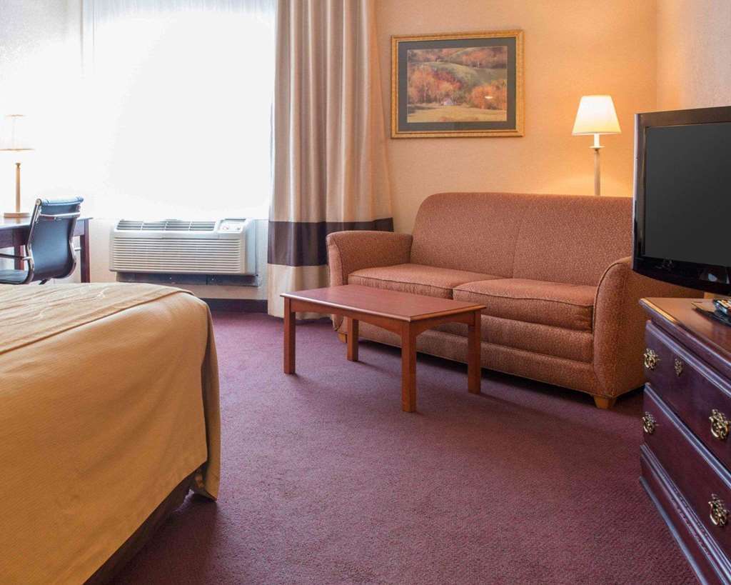 Quality Inn & Suites New Castle Szoba fotó