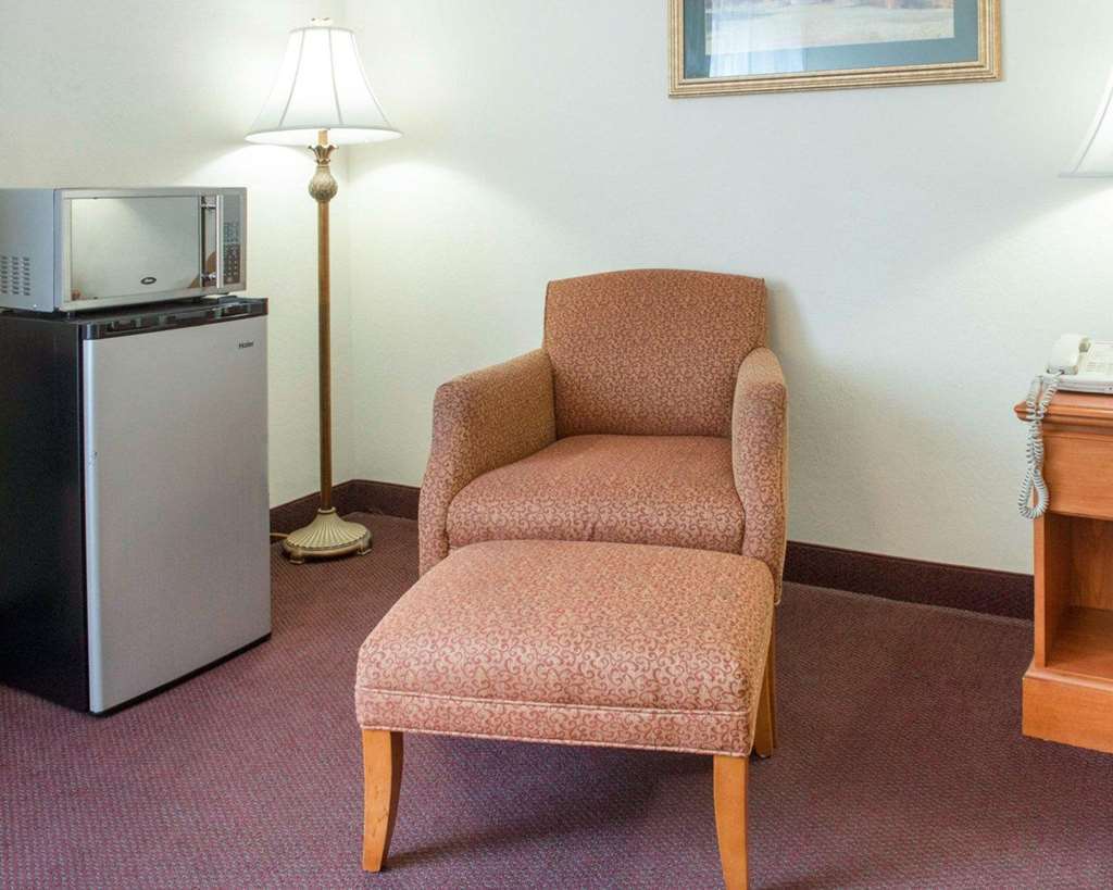 Quality Inn & Suites New Castle Szoba fotó