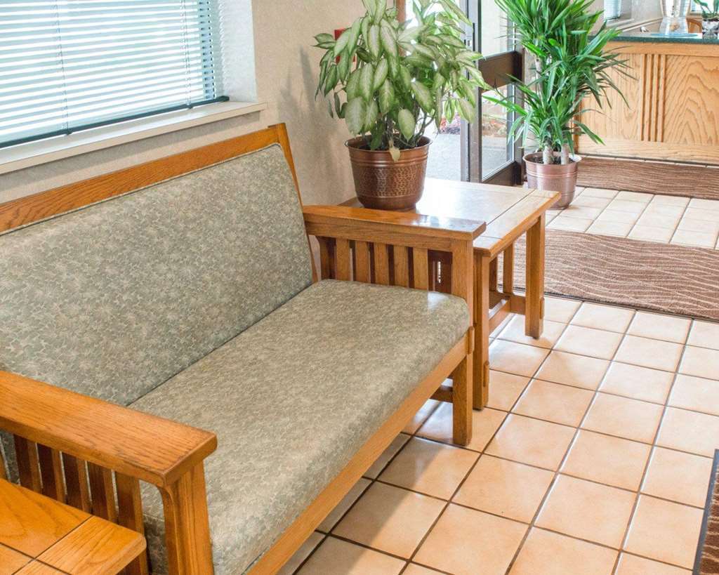 Quality Inn & Suites New Castle Beltér fotó