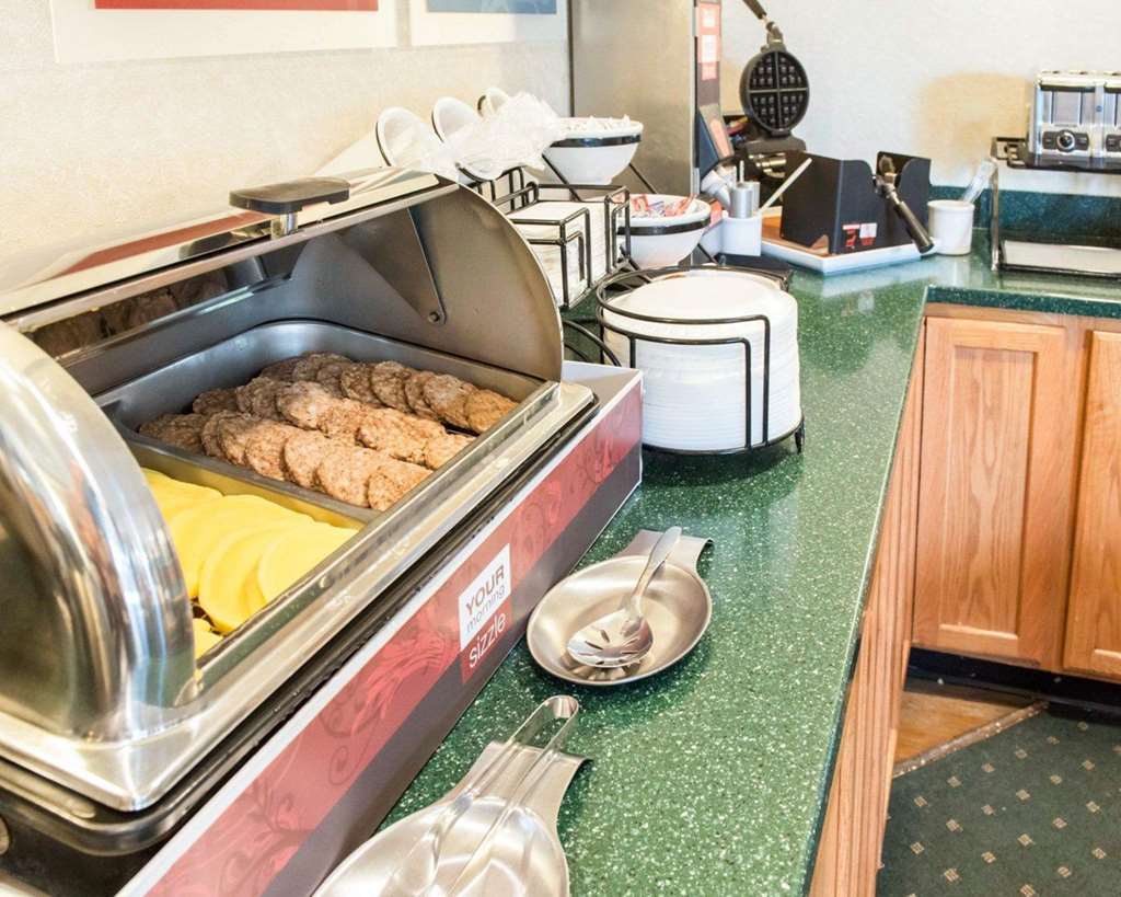 Quality Inn & Suites New Castle Étterem fotó